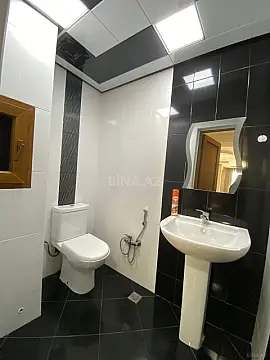 Satılır 2 otaqlı mənzil 100 m²