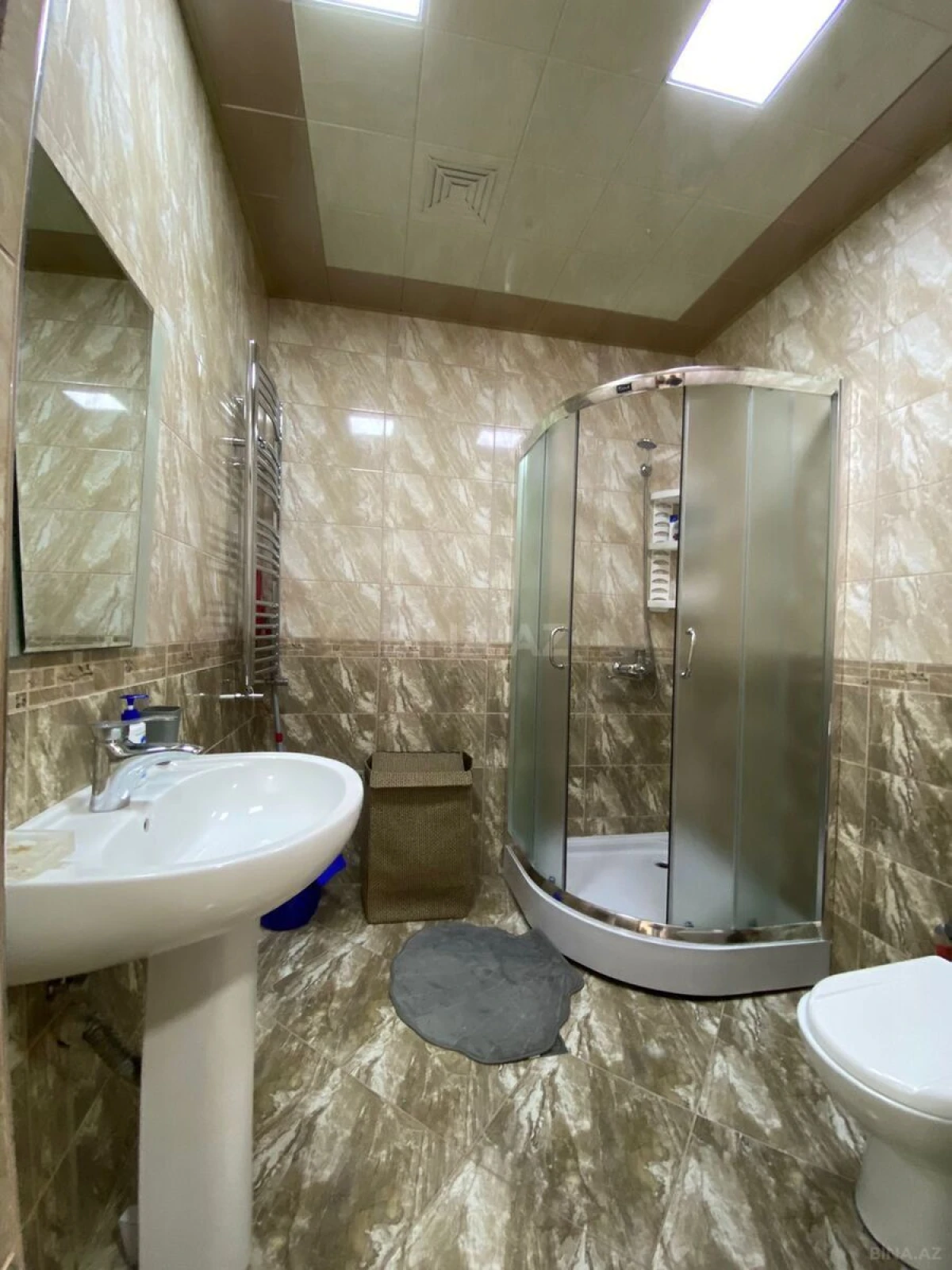 Satılır 2 otaqlı mənzil 100 m²