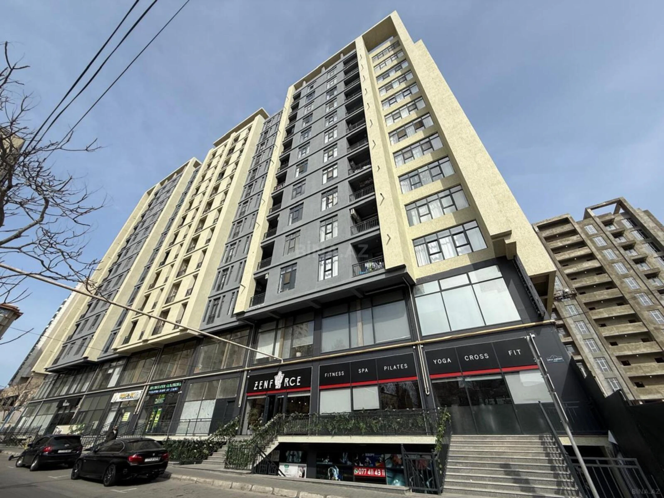 Satılır 2 otaqlı mənzil 102 m²