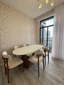 Kirayə verilir 2 otaqlı mənzil 60 m²