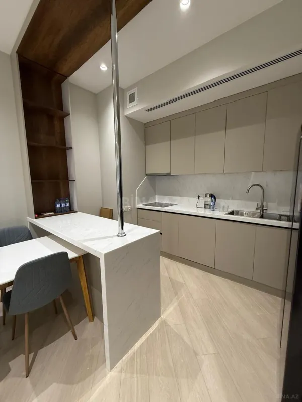 Kirayə verilir 2 otaqlı mənzil 65 m²