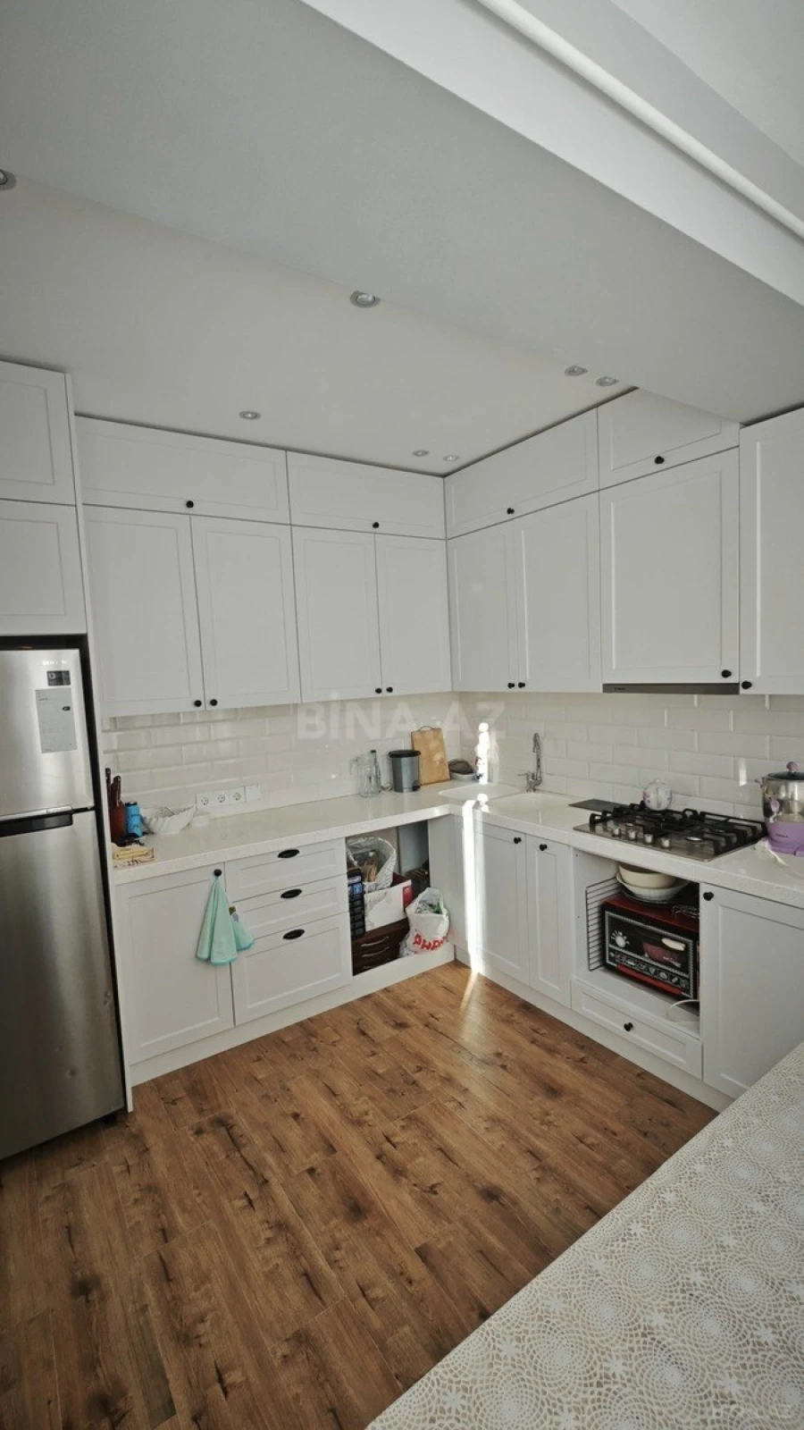 Satılır 4 otaqlı mənzil 100 m²