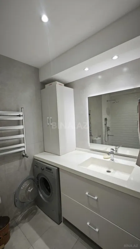 Satılır 4 otaqlı mənzil 100 m²