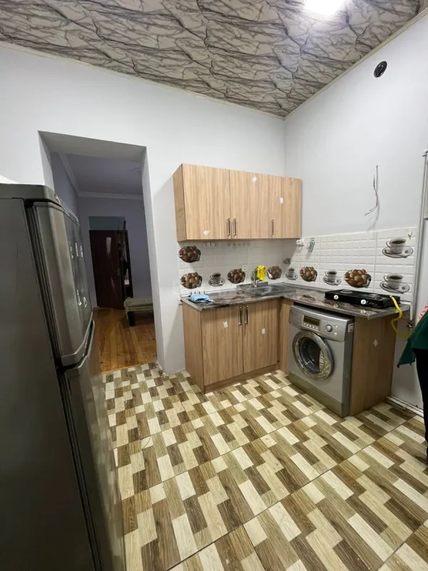 Kirayə verilir 2 otaqlı həyət evi 60 m²