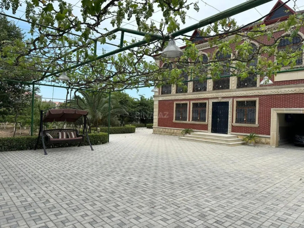 Kirayə verilir 5 otaqlı həyət evi 200 m²