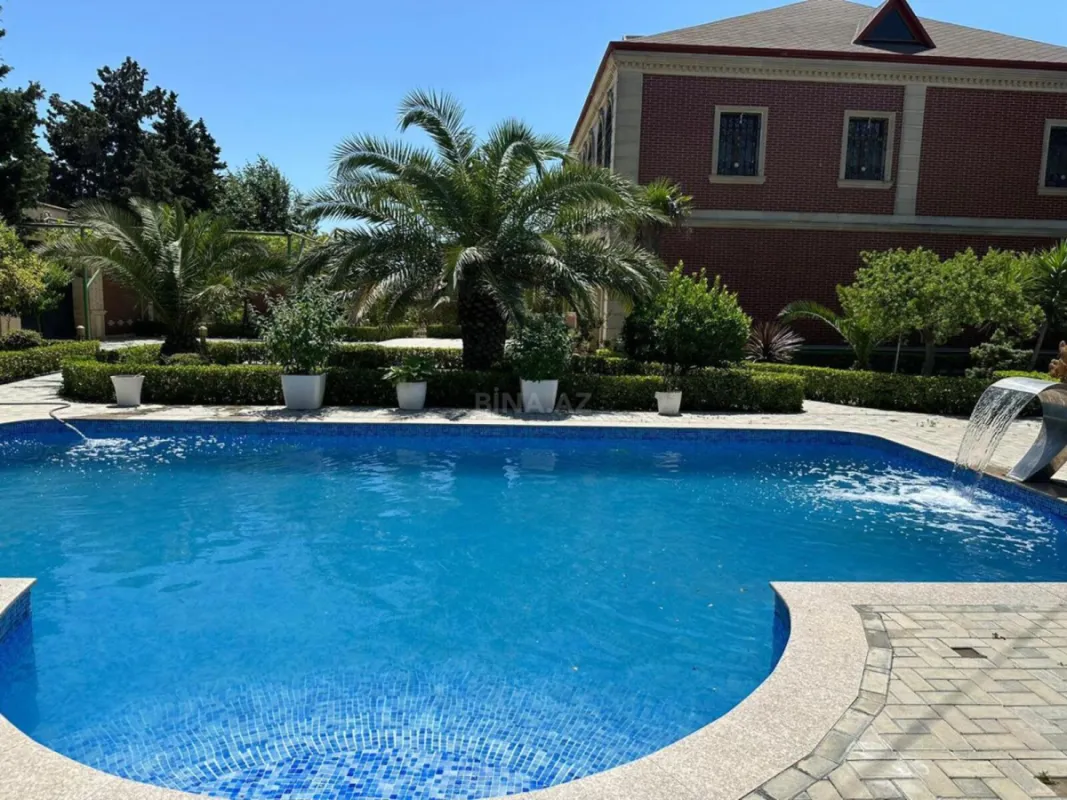 Kirayə verilir 5 otaqlı həyət evi 200 m²