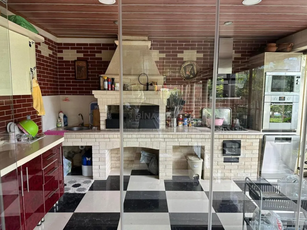 Kirayə verilir 5 otaqlı həyət evi 200 m²