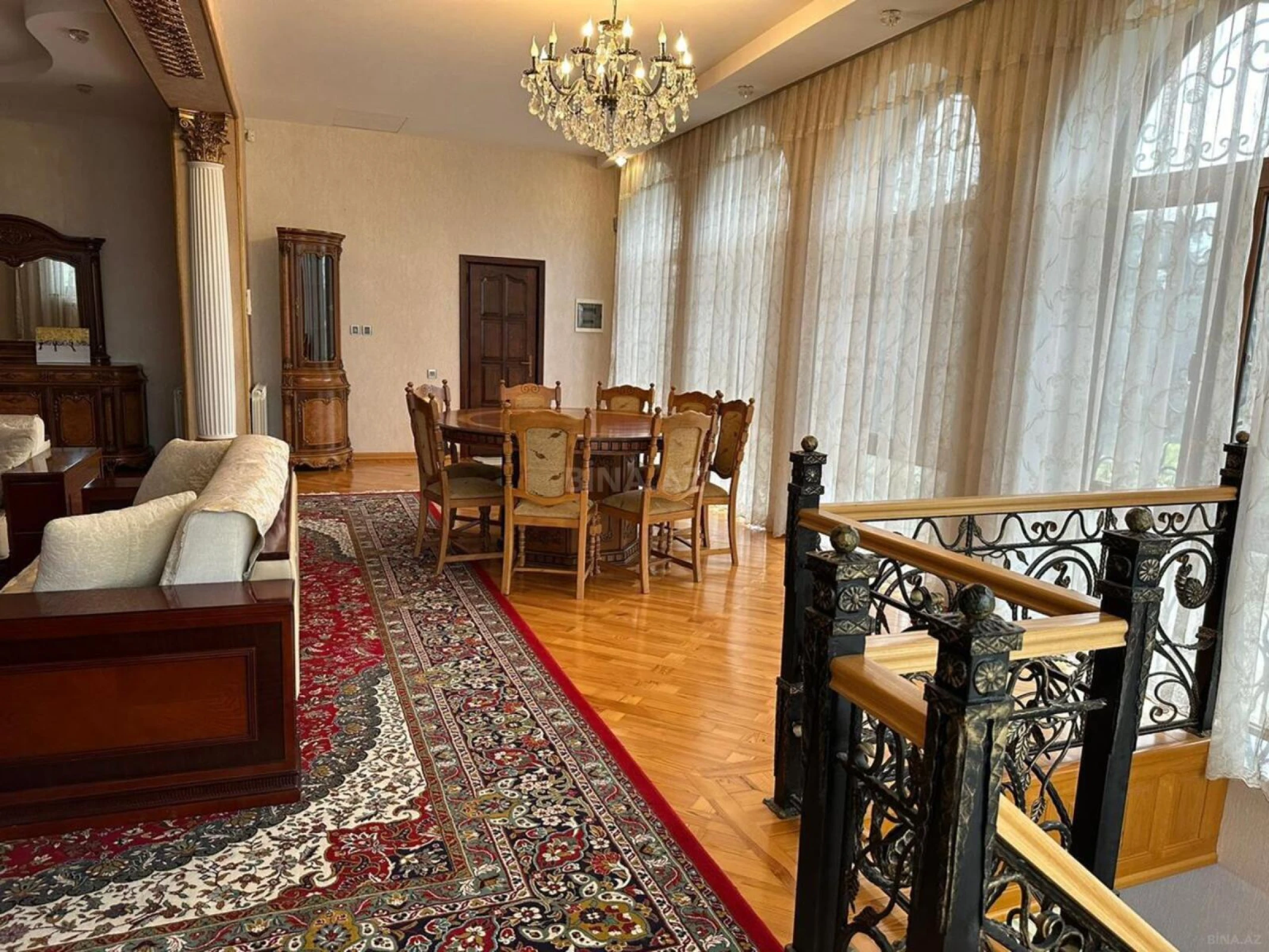 Kirayə verilir 5 otaqlı həyət evi 200 m²