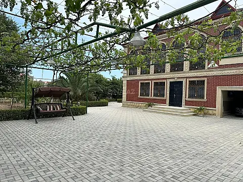 Kirayə verilir 5 otaqlı həyət evi 200 m²