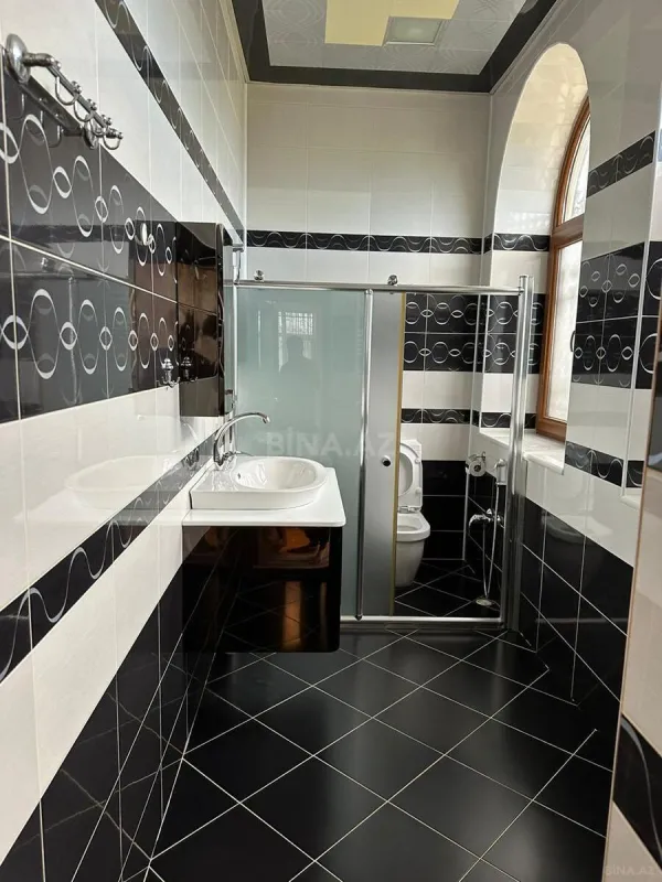 Kirayə verilir 5 otaqlı həyət evi 200 m²