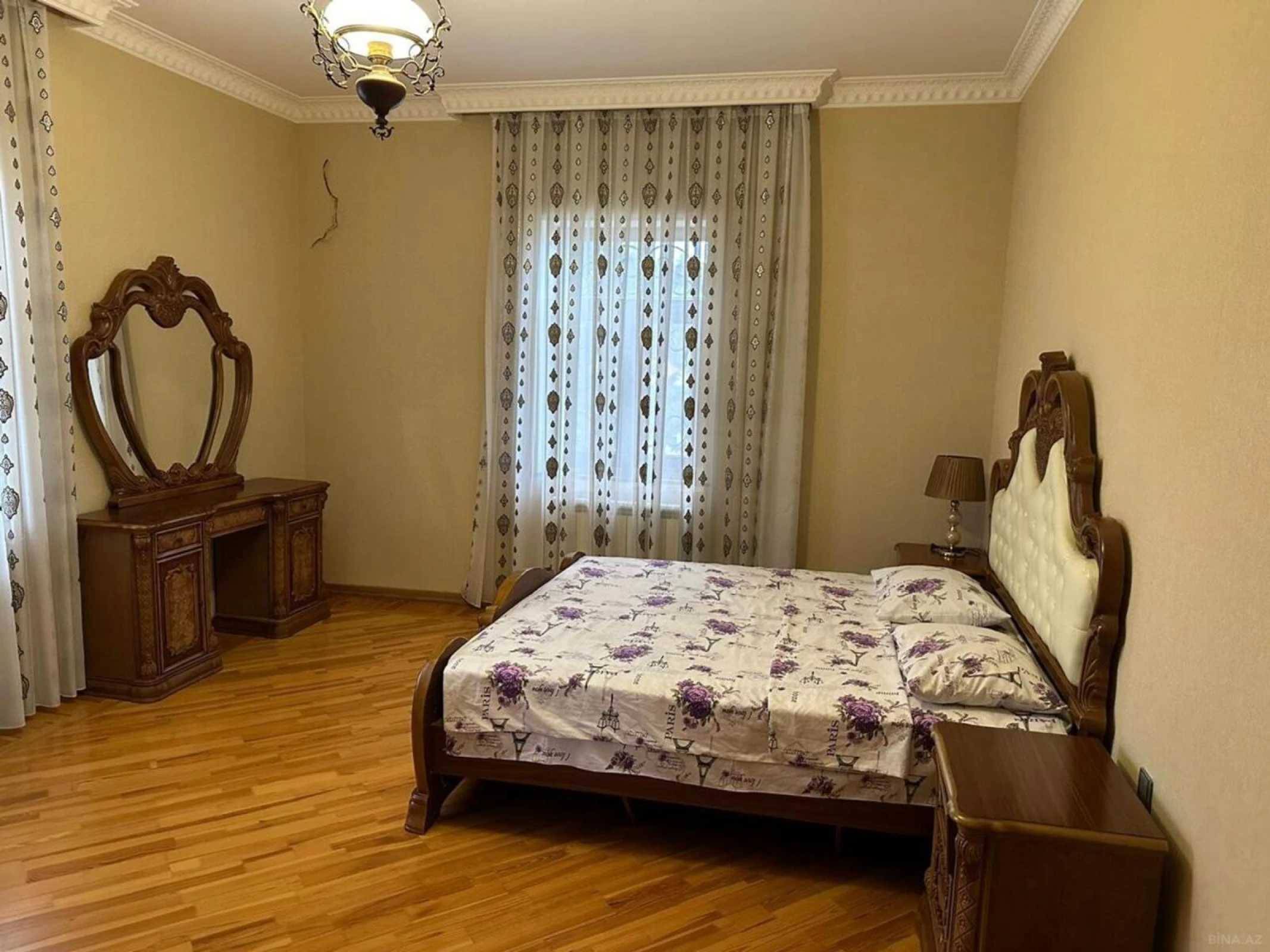 Kirayə verilir 5 otaqlı həyət evi 200 m²