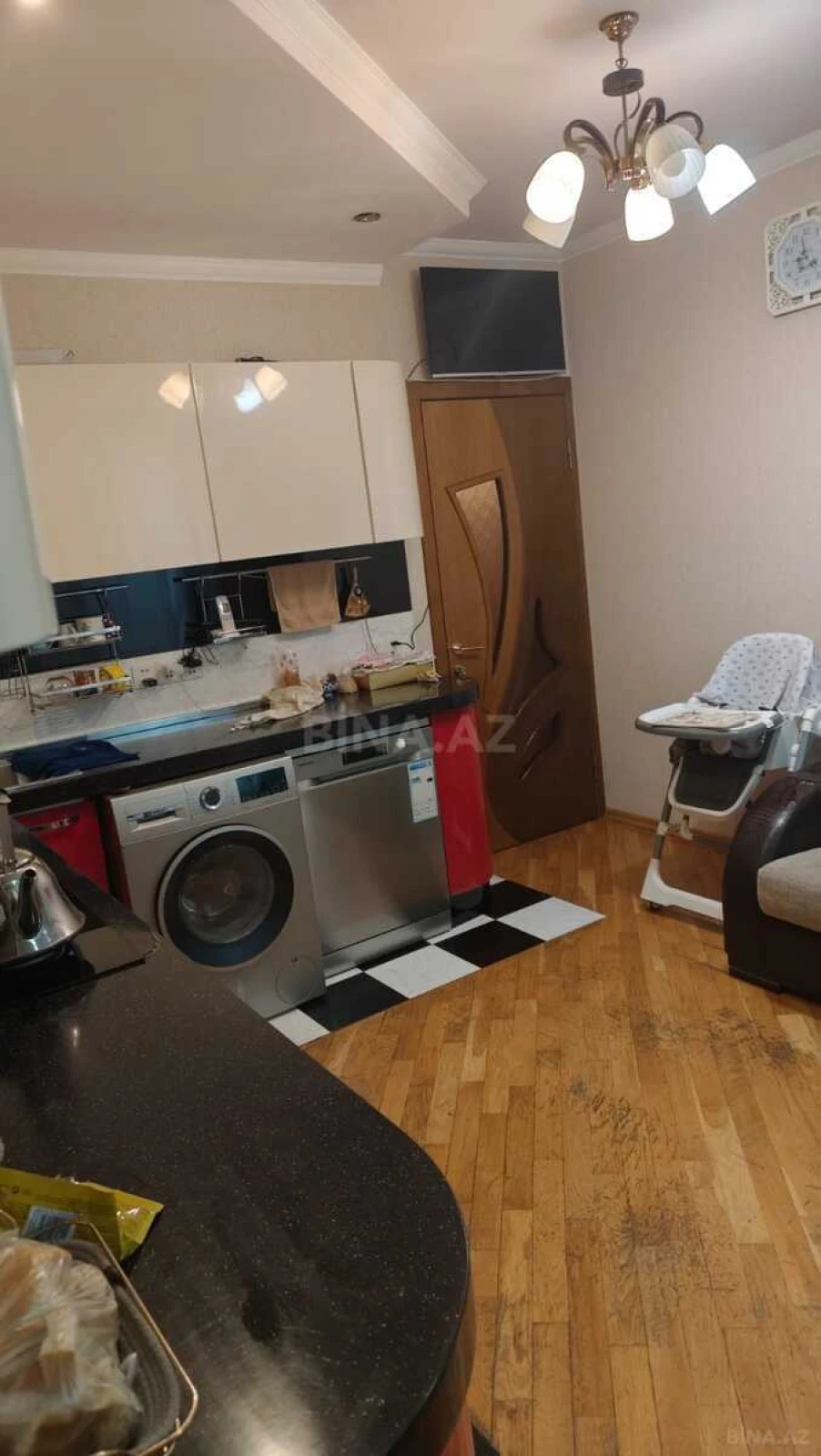 Satılır 3 otaqlı mənzil 120 m²