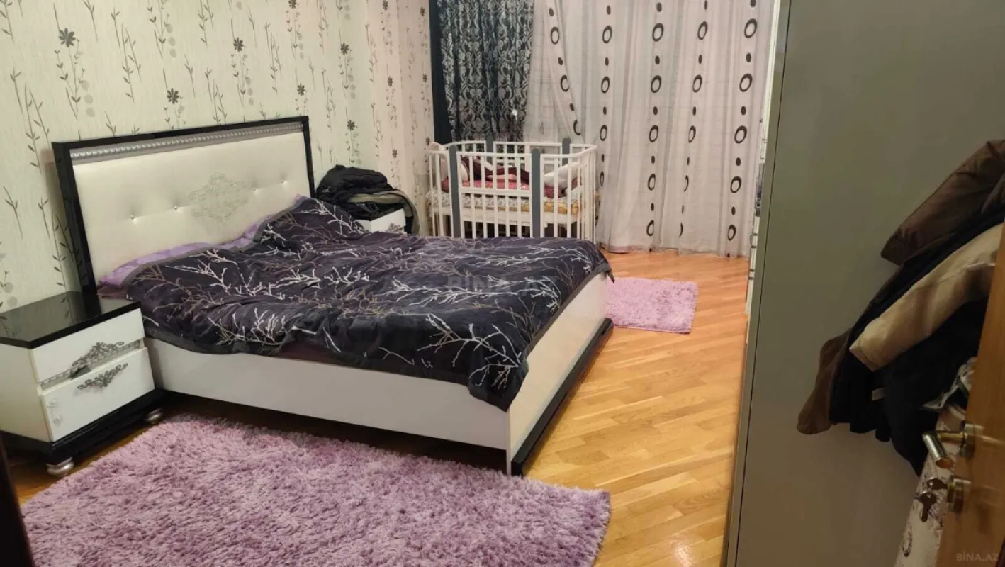 Satılır 3 otaqlı mənzil 120 m²