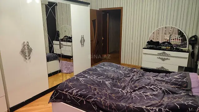 Satılır 3 otaqlı mənzil 120 m²