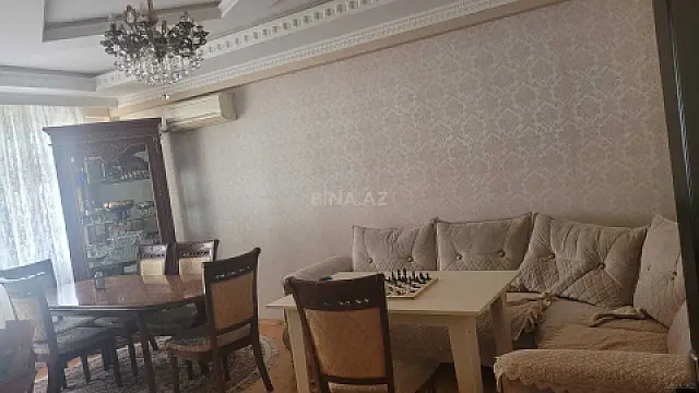 Satılır 3 otaqlı mənzil 100 m² — Bakı, İnşaatçılar 3 otaq 100.00 m²