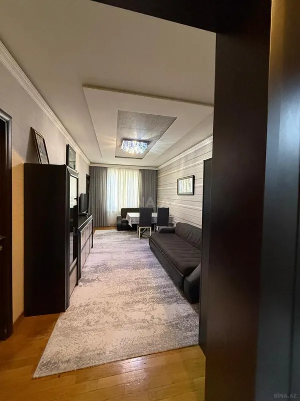 Satılır 3 otaqlı mənzil 76 m²