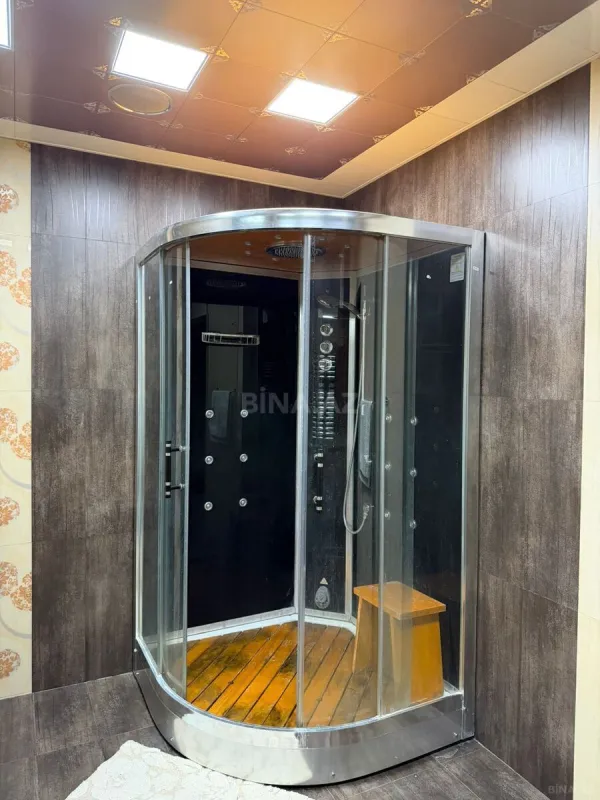 Kirayə verilir 5 otaqlı mənzil 170 m²