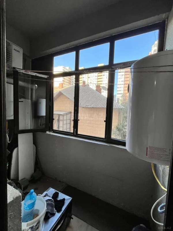 Satılır 4 otaqlı mənzil 92 m²