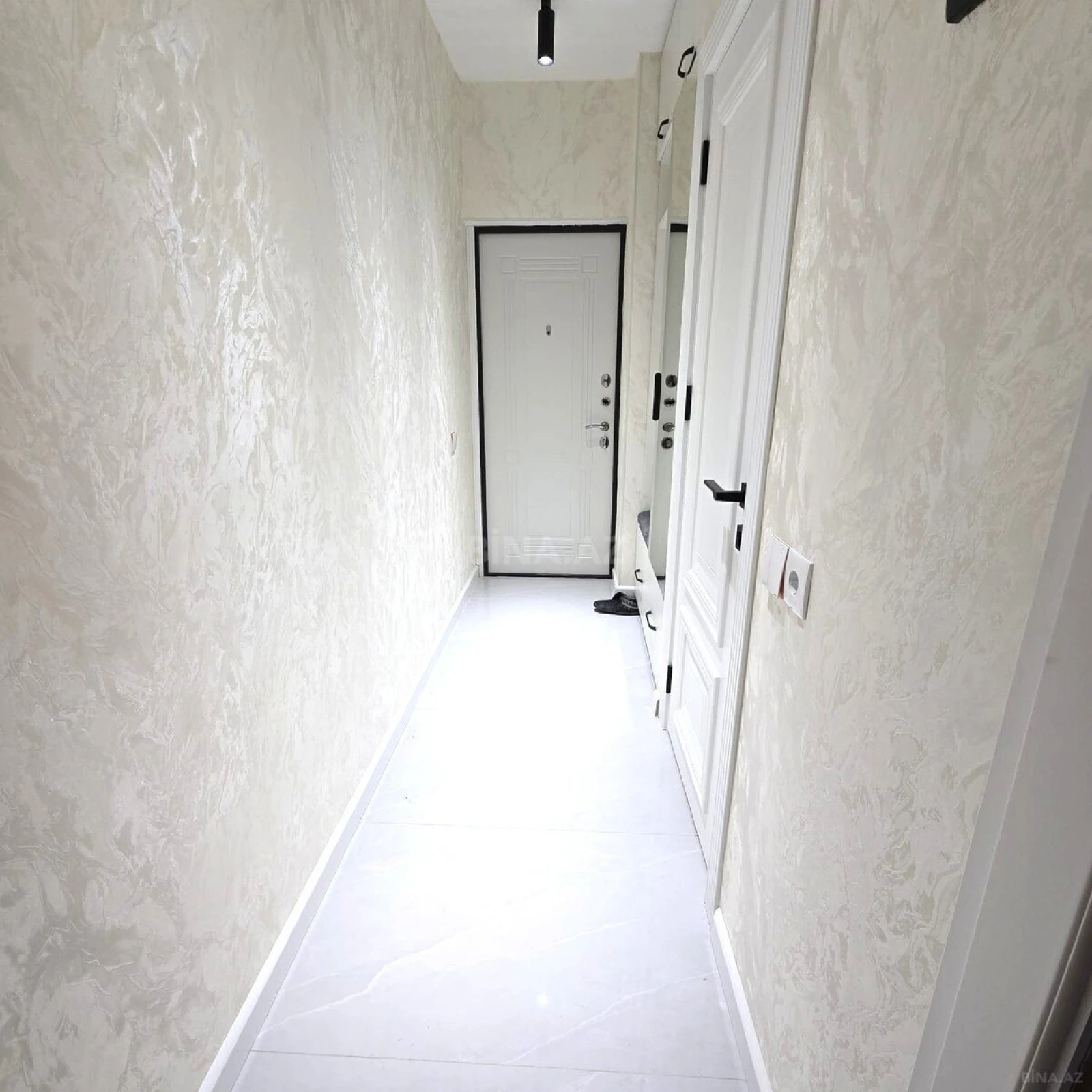 Satılır 2 otaqlı mənzil 34 m²