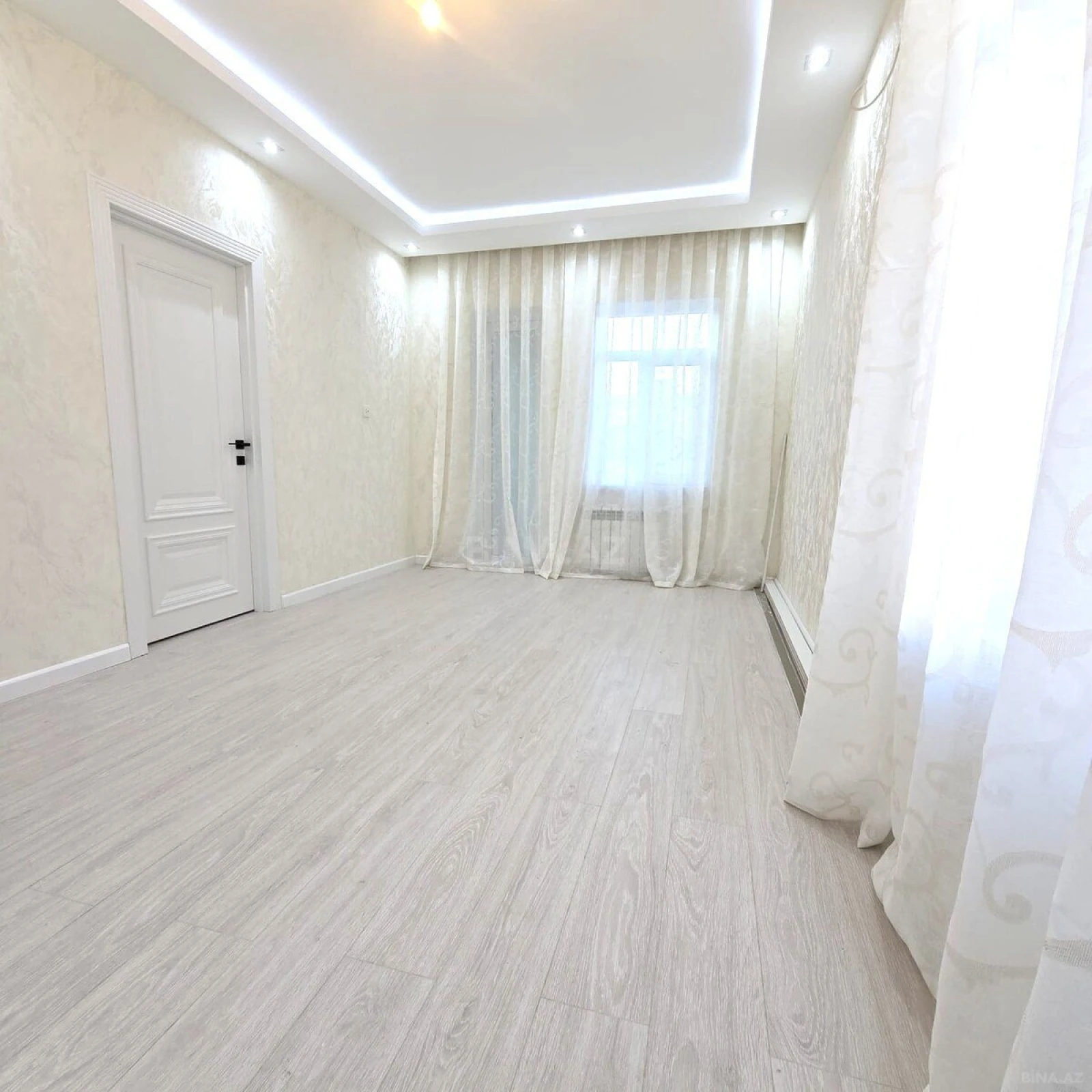 Satılır 2 otaqlı mənzil 34 m²