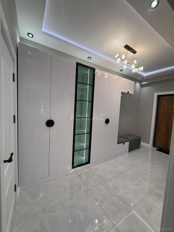 Satılır 2 otaqlı mənzil 55 m²