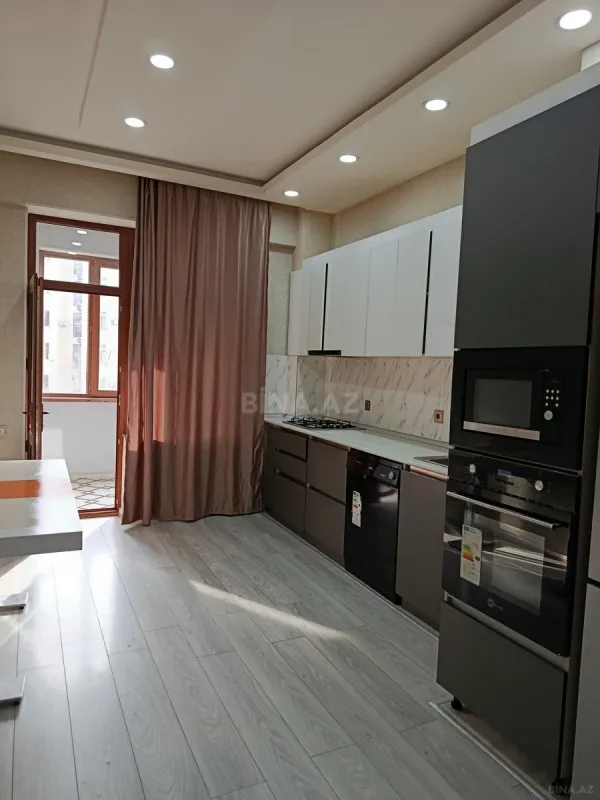 Kirayə verilir 3 otaqlı mənzil 110 m²