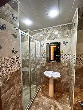 Kirayə verilir 2 otaqlı mənzil 65 m²