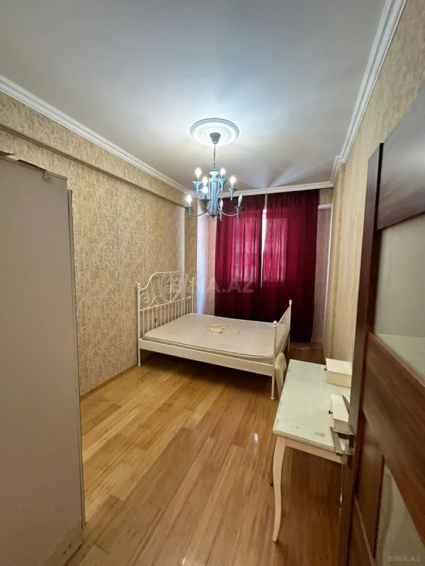 Kirayə verilir 2 otaqlı mənzil 65 m²