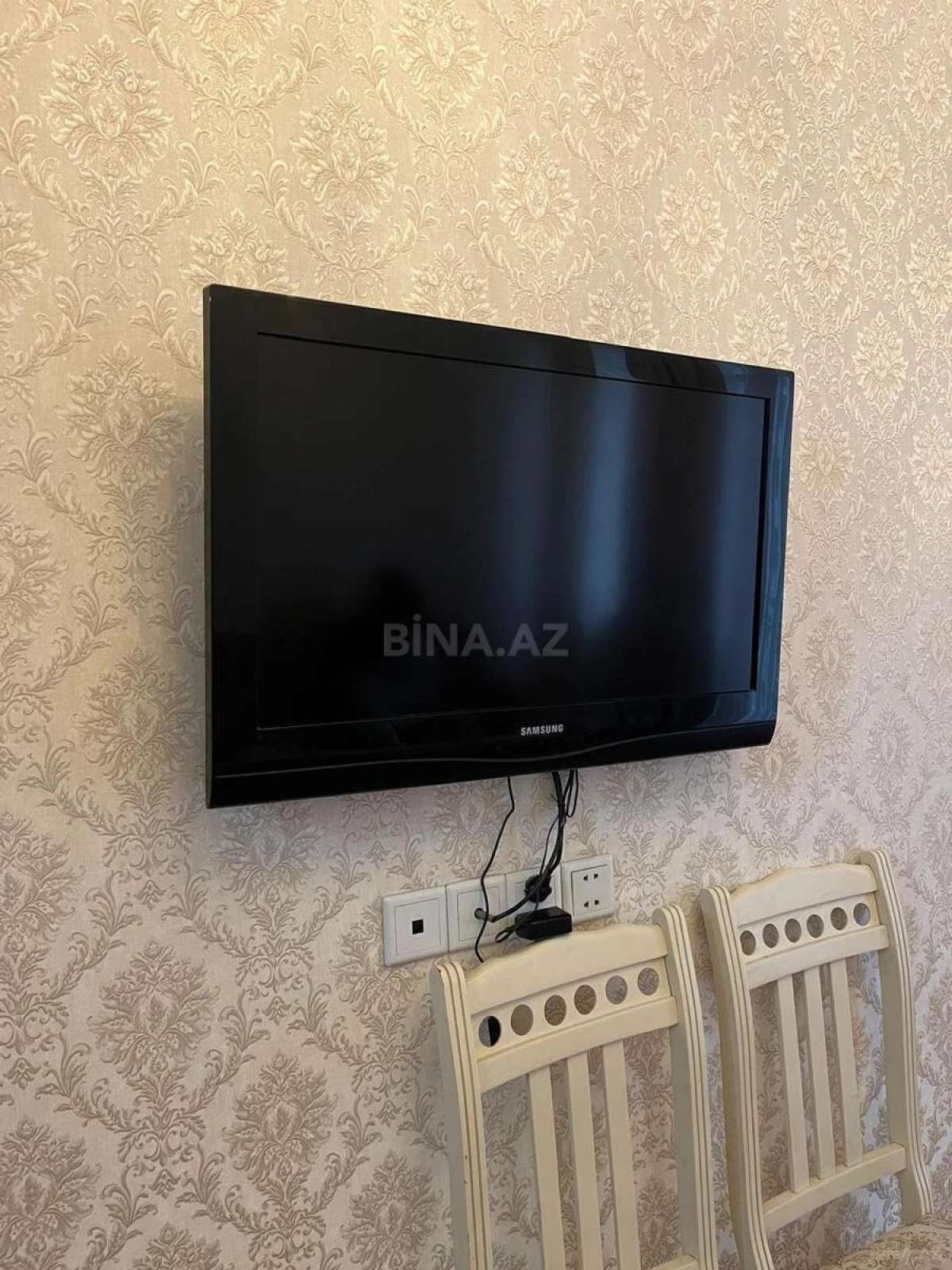 Kirayə verilir 2 otaqlı mənzil 70 m²