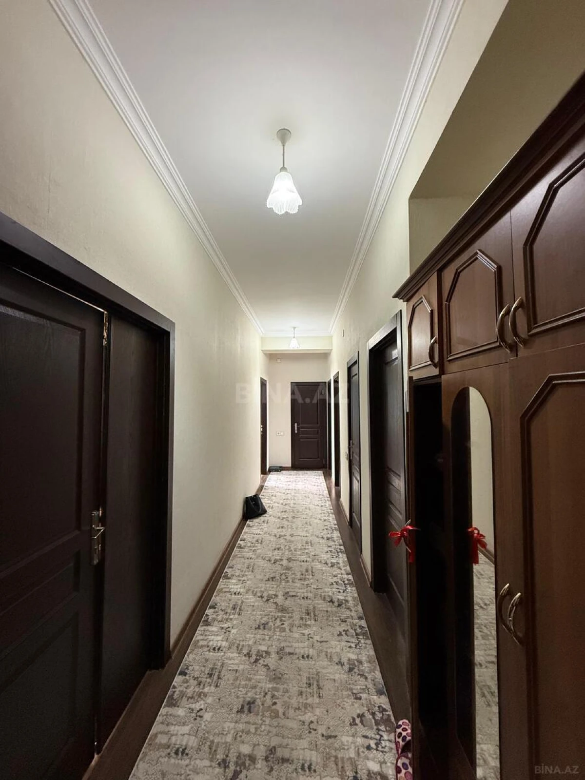 Kirayə verilir 4 otaqlı mənzil 114 m²