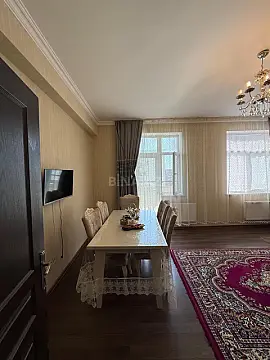Kirayə verilir 4 otaqlı mənzil 114 m²