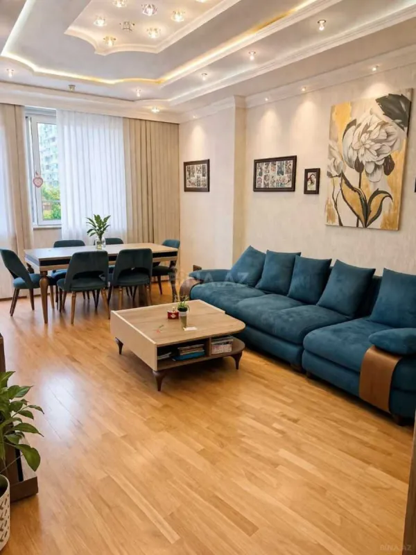 Satılır 2 otaqlı mənzil 80 m²