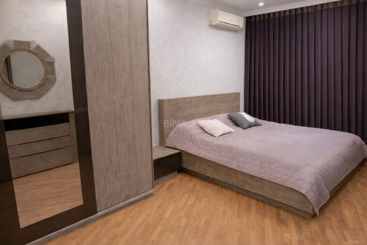 Satılır 2 otaqlı mənzil 80 m²