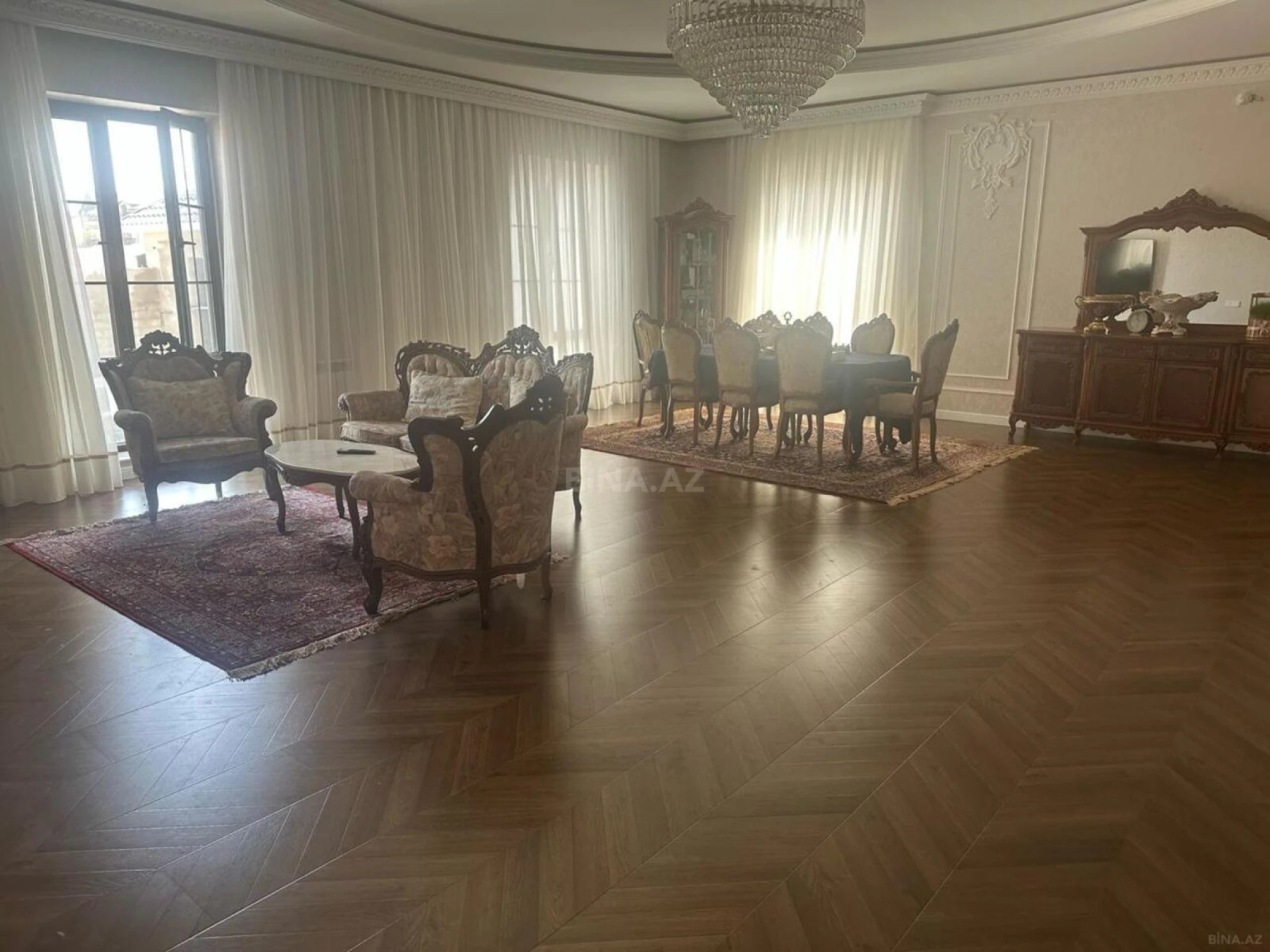 Kirayə verilir 5 otaqlı həyət evi 200 m²
