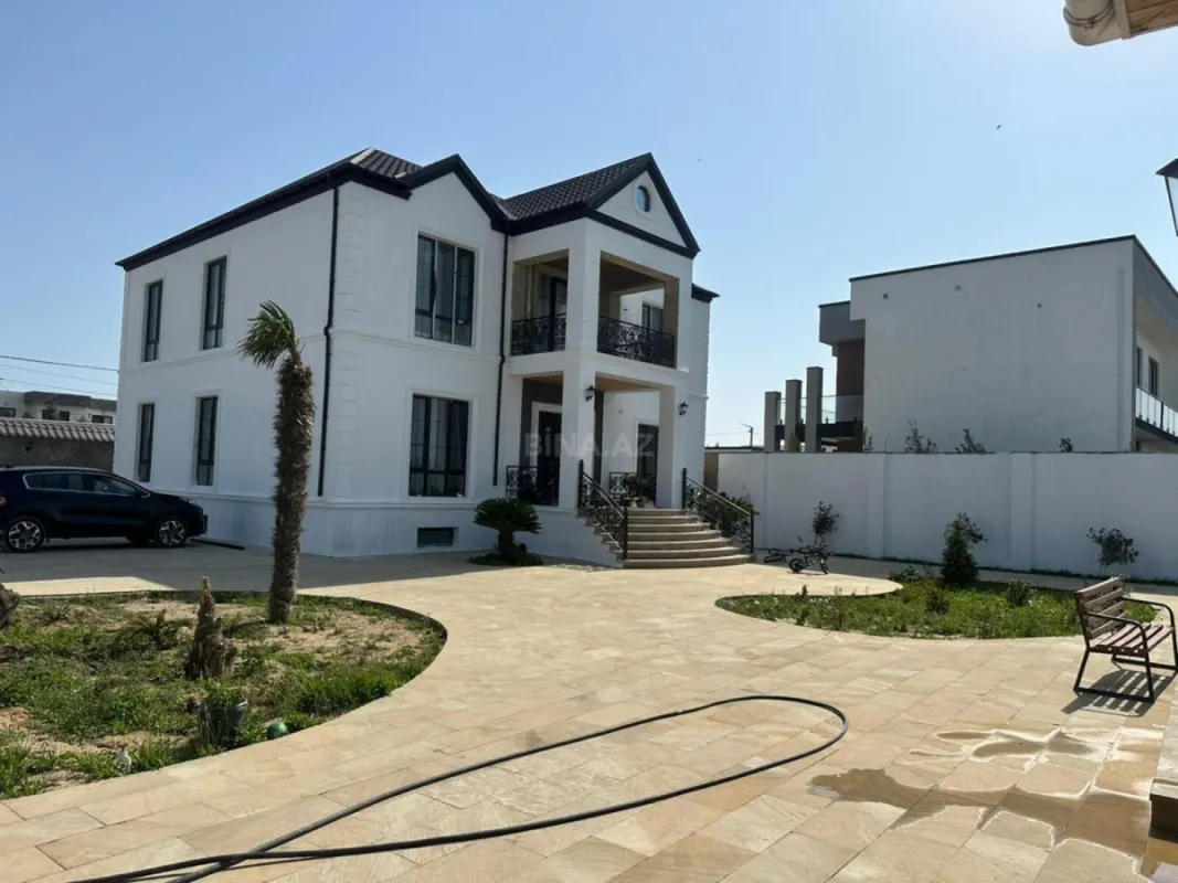 Kirayə verilir 5 otaqlı həyət evi 200 m²