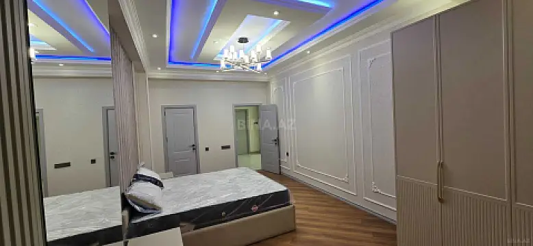 Satılır 3 otaqlı mənzil 142 m²