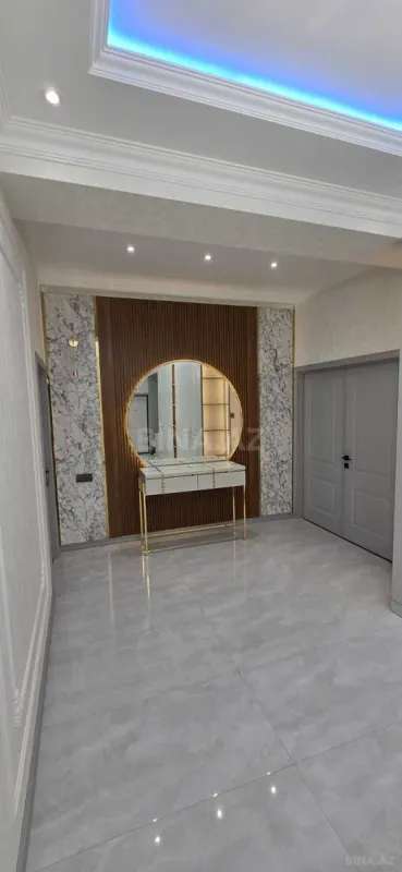 Satılır 3 otaqlı mənzil 142 m²