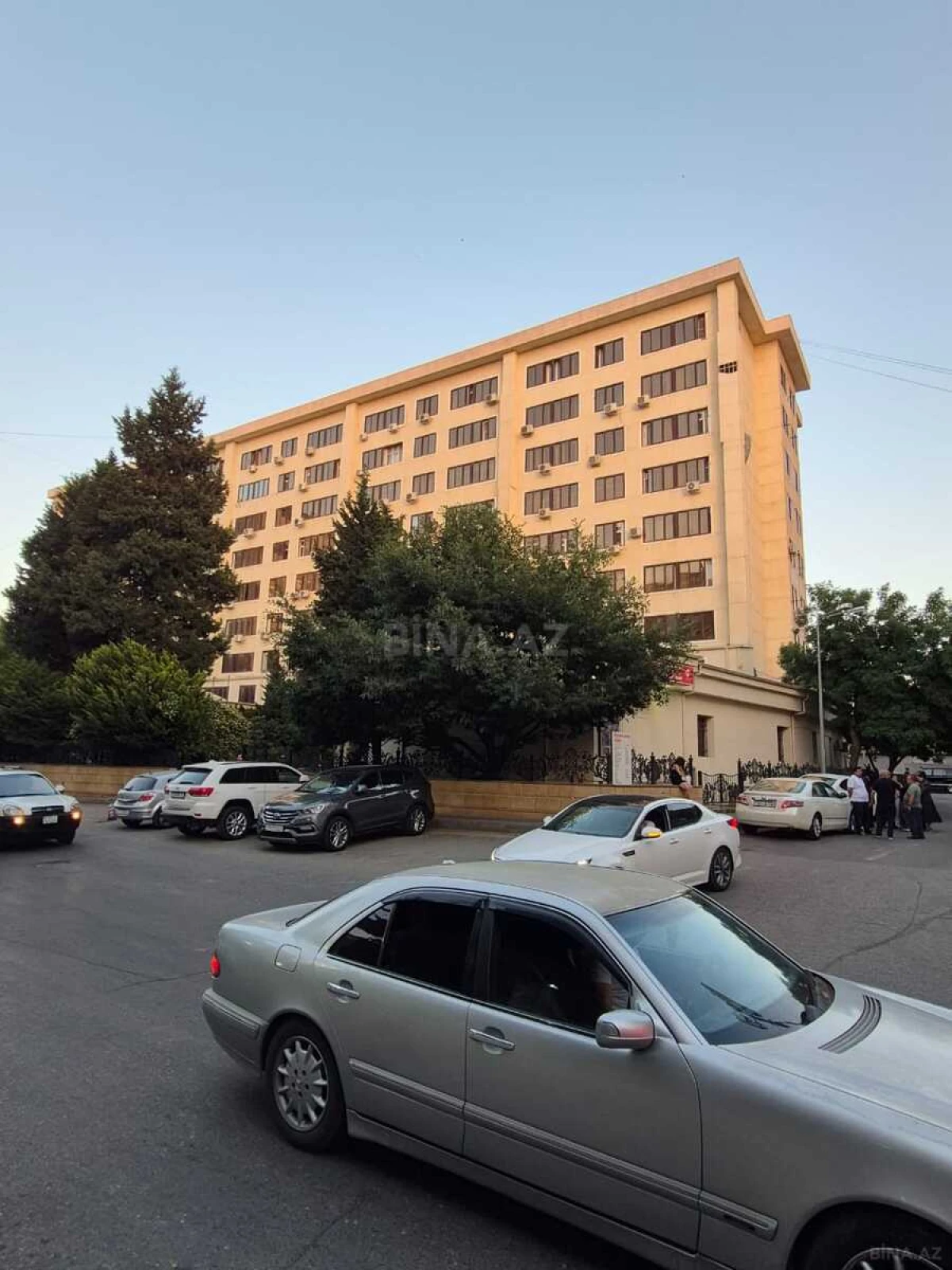 Satılır 2 otaqlı mənzil 75 m²