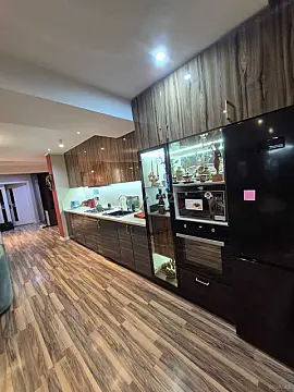 Satılır 2 otaqlı mənzil 75 m²