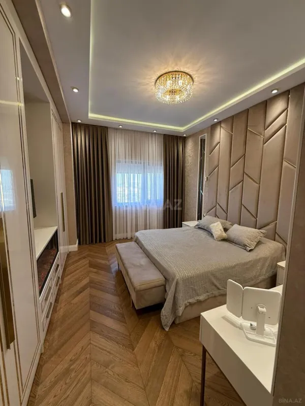 Satılır 4 otaqlı mənzil 154 m²