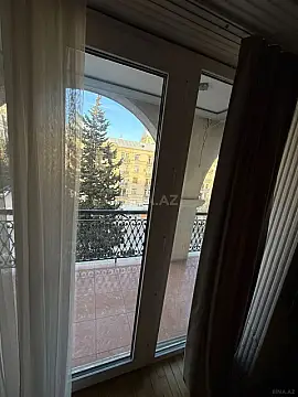 Kirayə verilir 3 otaqlı mənzil 80 m²