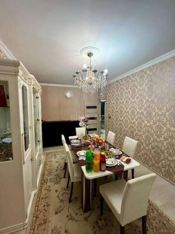 Satılır 2 otaqlı mənzil 65 m²