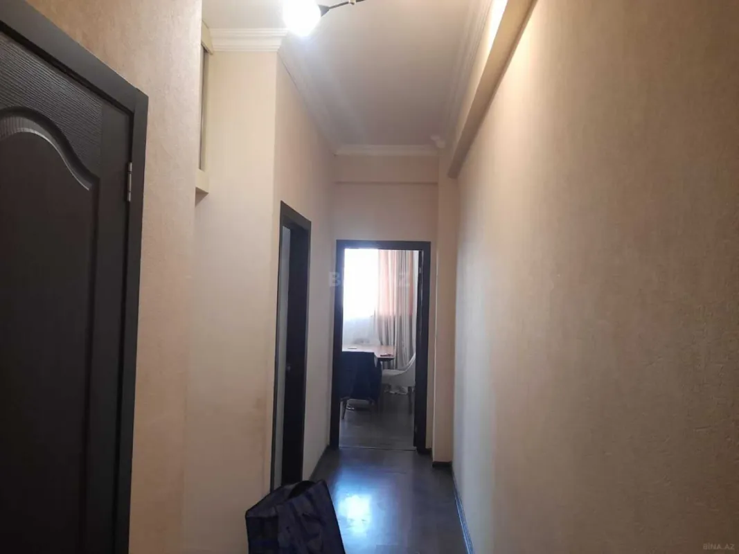 Kirayə verilir 2 otaqlı mənzil 65 m²