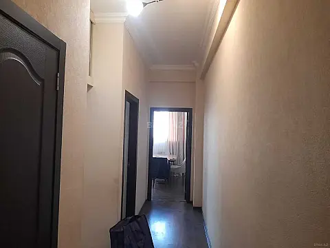 Kirayə verilir 2 otaqlı mənzil 65 m²