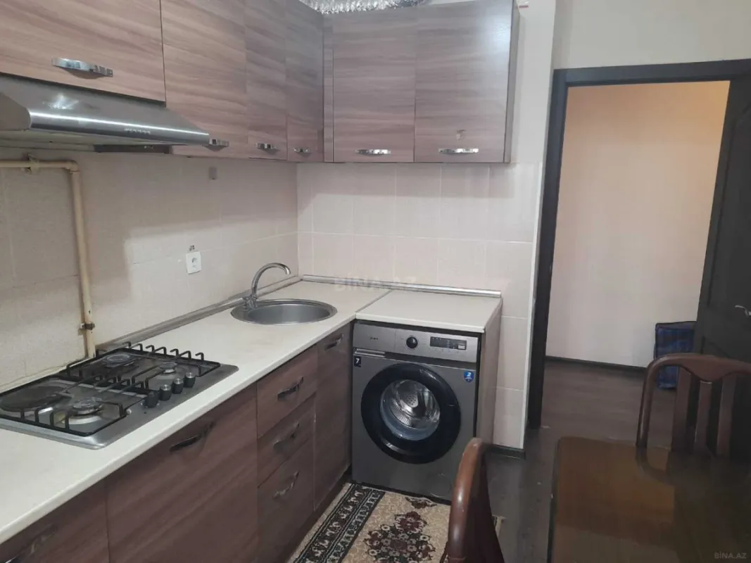 Kirayə verilir 2 otaqlı mənzil 65 m²