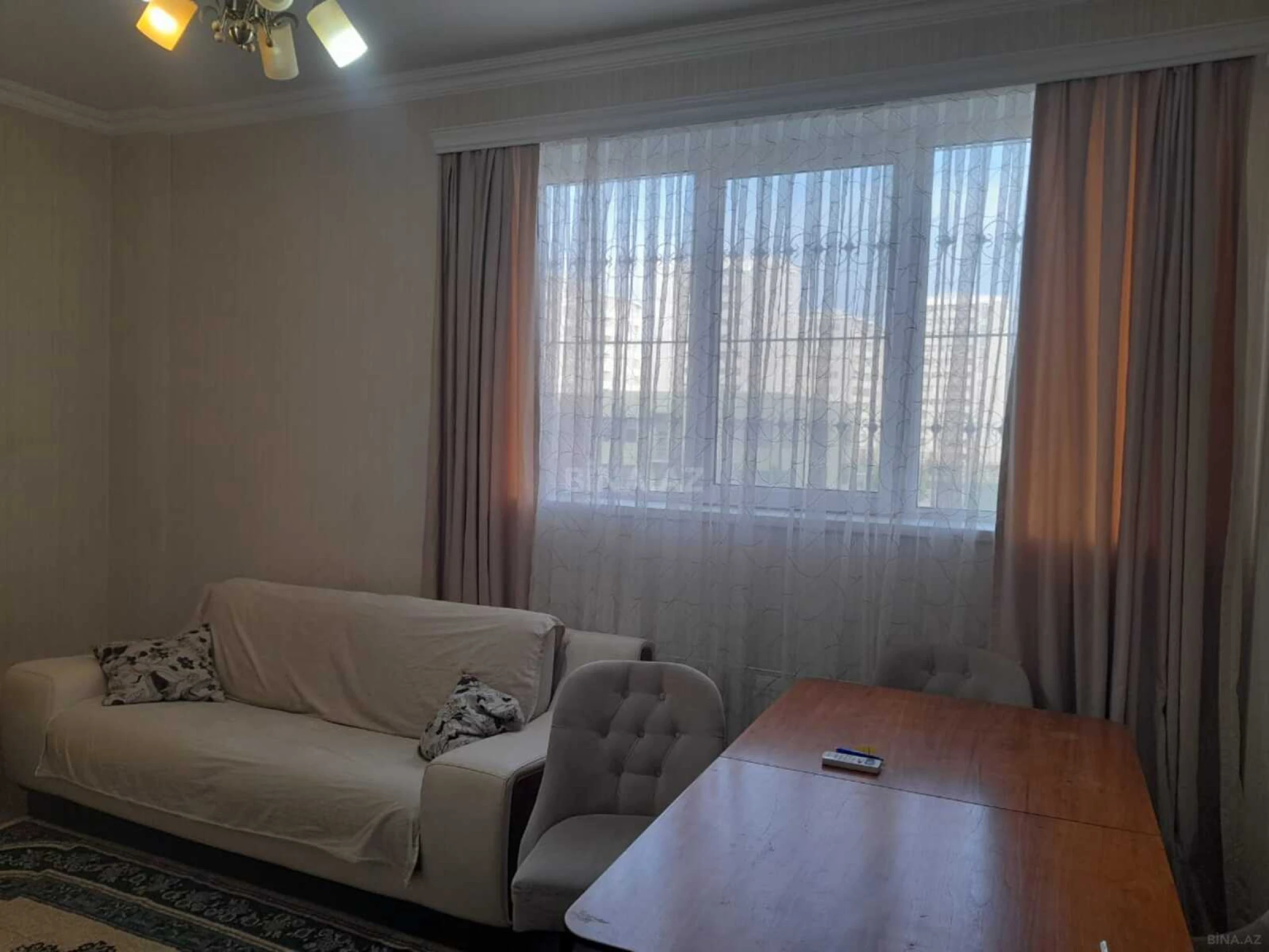 Kirayə verilir 2 otaqlı mənzil 65 m²
