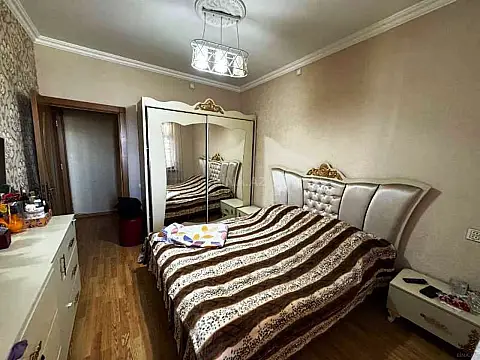 Satılır 3 otaqlı mənzil 60 m²