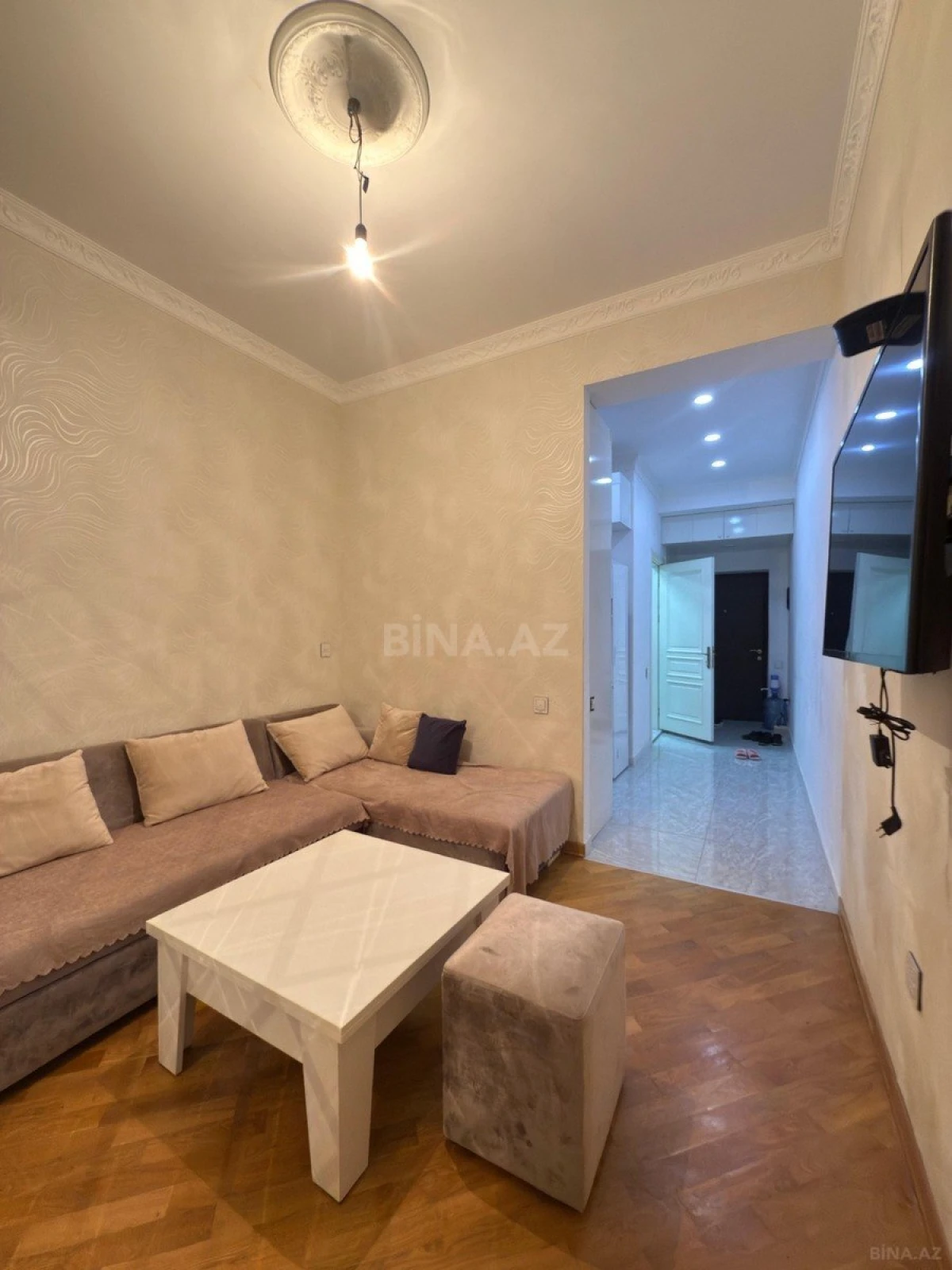Satılır 1 otaqlı mənzil 27 m²