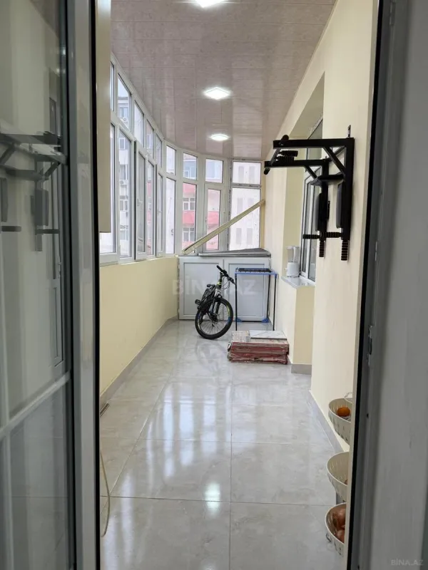 Satılır 4 otaqlı mənzil 128 m²