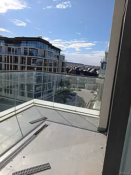 Kirayə verilir 2 otaqlı mənzil 103 m²